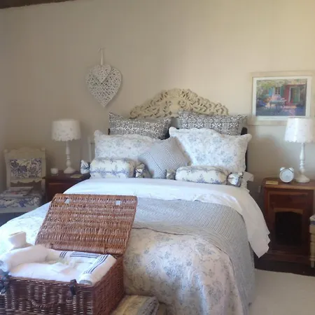 The Old Dentist House Bed & Breakfast *
